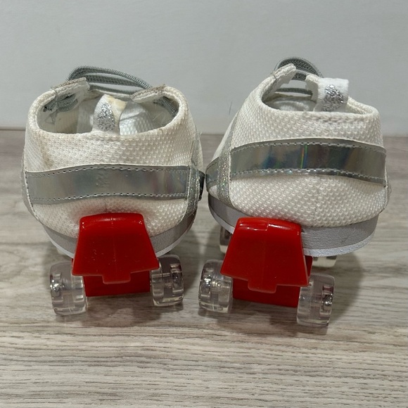 Build A Bear Workshop Silver White Sparkle Shoes Red Roller Skates Attachment - Picture 2 of 7